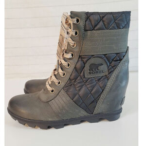 Sorel Lexie Hidden Wedge Waterproof Booties in Dark Slate, sz 9.5